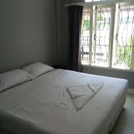 Taylor'S Guesthouse Hua Hin Eksteriør bilde